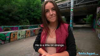 Мер агент студентке тунар куанен, вишыште палыдыме еҥлан пеҥгыде калтам прага южышко вита