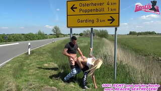 Dick sur la strato kun blonda cum slut