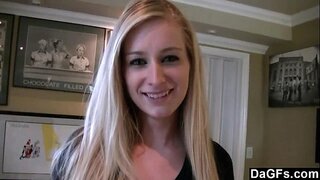 A Dhéanamh Téip Ghnéas Le Fíor Leannán Cailín