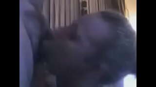 Horny 30&#039; år gamle blond stinker og deepthroats.