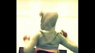 Chanell alexander bil fast