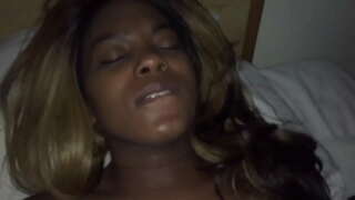 Děvka kočička prdnul