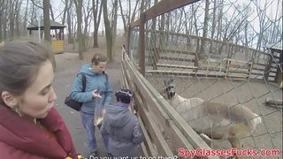 Выдать трахаться менән незнакомцы евро булған POV красотки