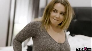 Μεγάλα βυζιά φιλοξενούμενό μου προσπάθησε να κλέψει από τον τύπο της φιλοξενίας