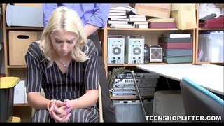 TeenShoplifter.com - Teen Shoplifter With Small Tits Fuck ചെയ്യുന്നു കൈകാര്യം നഷ്ടം തടയൽ ഓഫീസര്