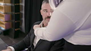 Xxl трахаться мотор Босс дене Похотливый киска