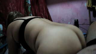 İlk intimo videosunun tadını çıkarın