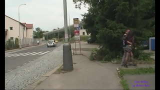 Πάρτε μια νεαρή πόρνη να γαμήσω κάτω από μια γέφυρα σε ένα δημόσιο πάρκο