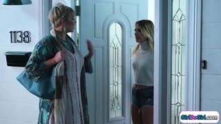 Ош грудастый милф дене кылдалтше иктешлымашем гоч иза-медиум.Нуно шупшалалтмаш, да йыраҥыште.Киска сиська трахаться нуж дене шинчаваш изи колоем